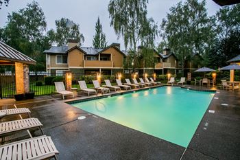 The park apartments seasonal pool